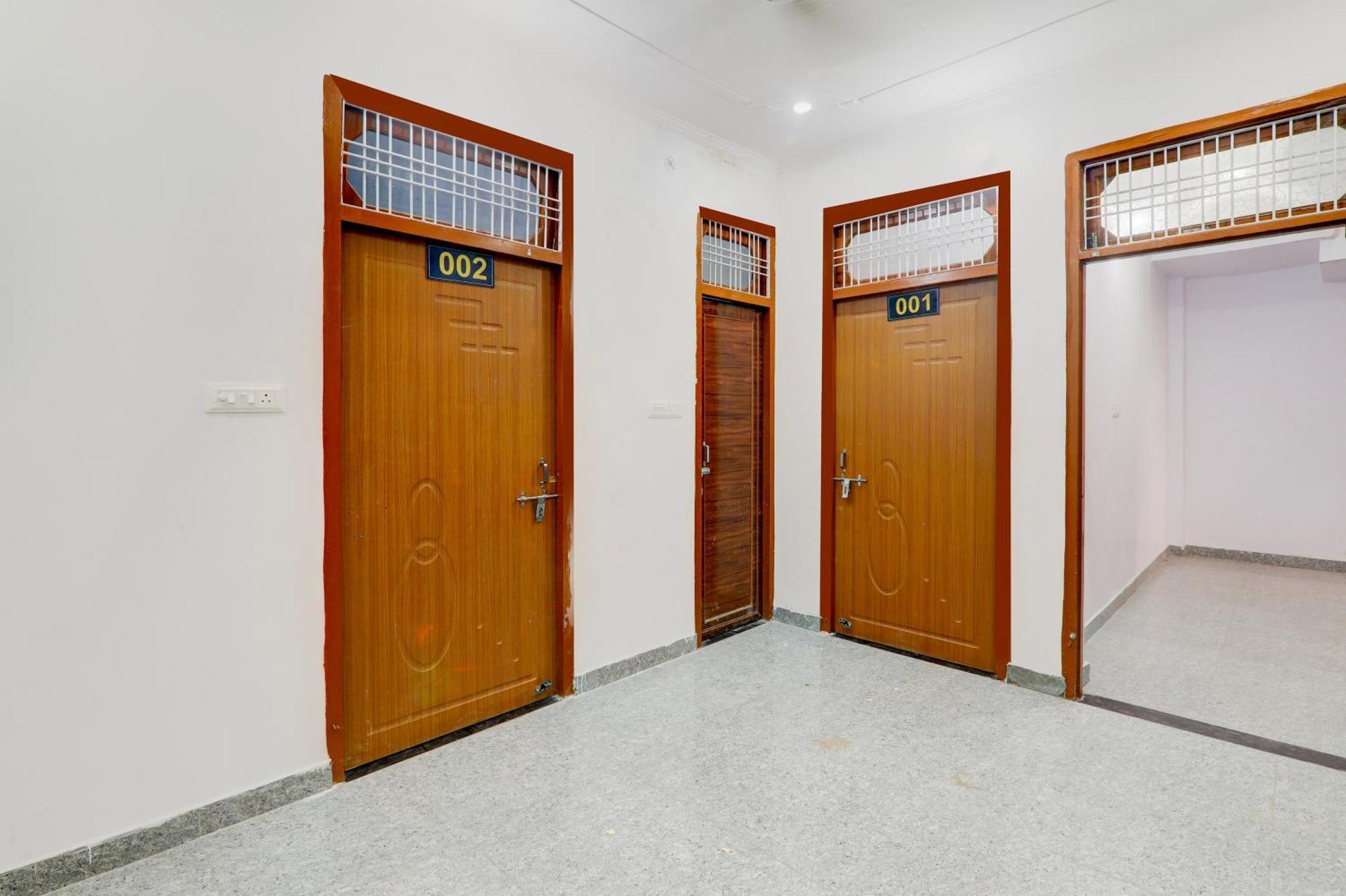 Hotel O White House Hasanganj Exterior photo