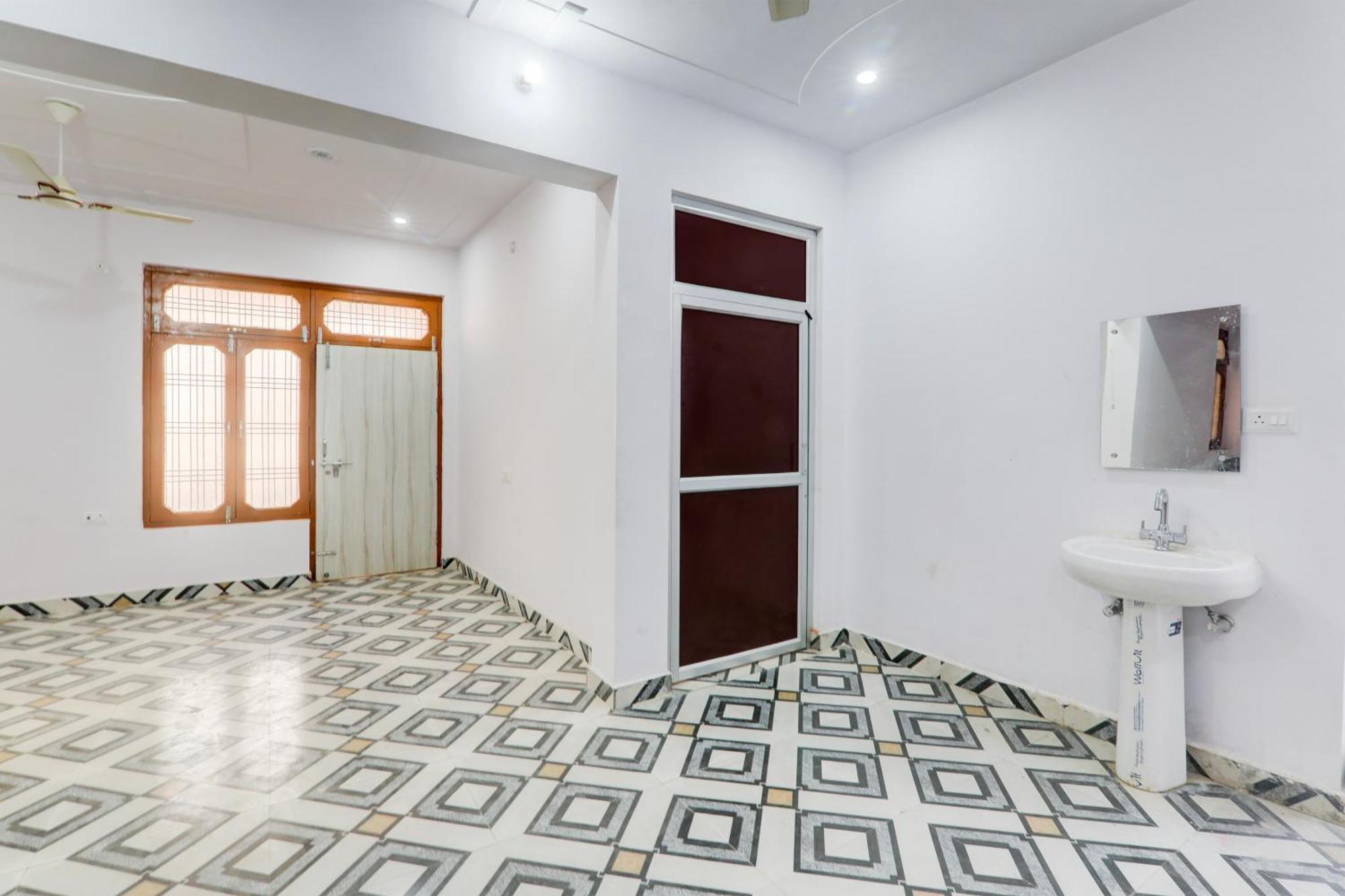 Hotel O White House Hasanganj Exterior photo